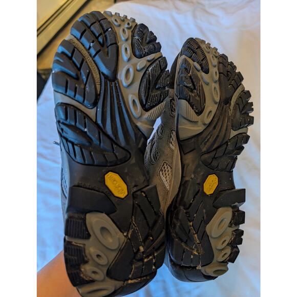 MERRELL Women's 10 Gray Hiking Boots Ankle Mid Performance Outdoor Gorpcore - Picture 6 of 9